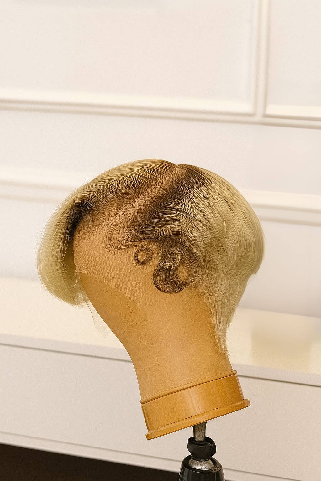 PIXIE WITH SIDE SWOOP