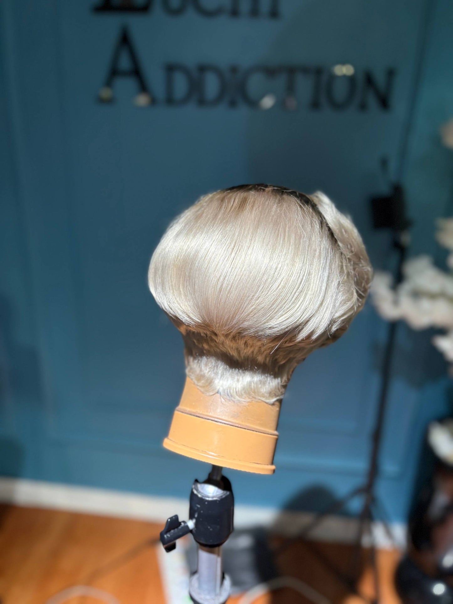 PIXIE WITH SIDE SWOOP